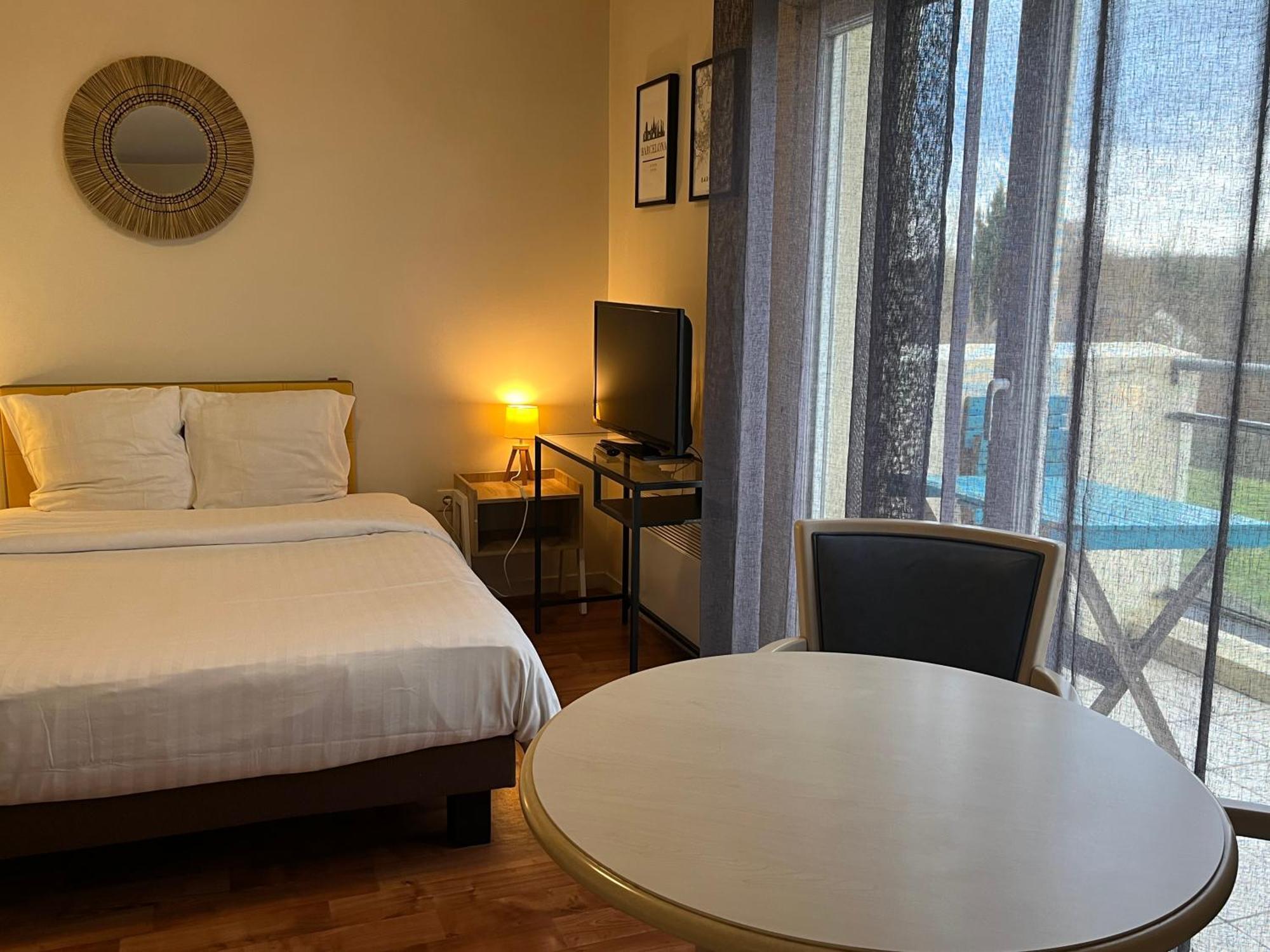 Residence Carouge Appart Hotel Бретиньи-сюр-Орг Экстерьер фото
