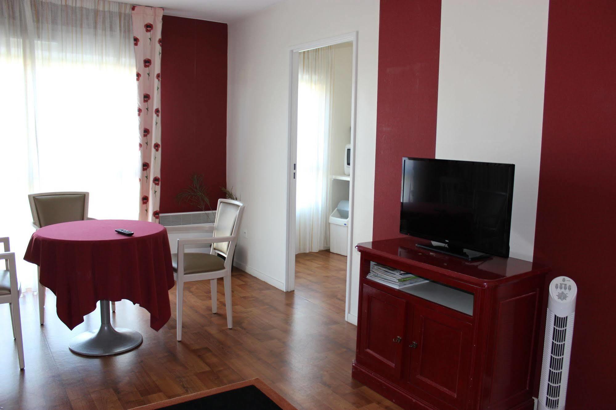 Residence Carouge Appart Hotel Бретиньи-сюр-Орг Экстерьер фото
